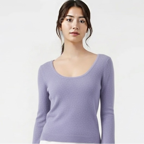 Moda International Light Purple Scoop Neck Sweater with Bishop Sleeves - Picture 1 of 4